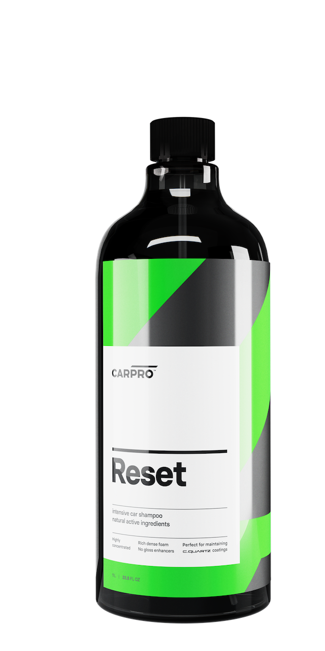 Botella de 1 litro del shampoo de lavado Reset de CARPRO