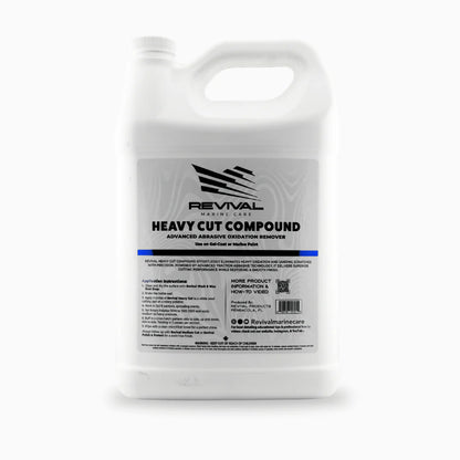 Revival Heavy Cut Compound removiendo oxidación del gelcoat de un barco